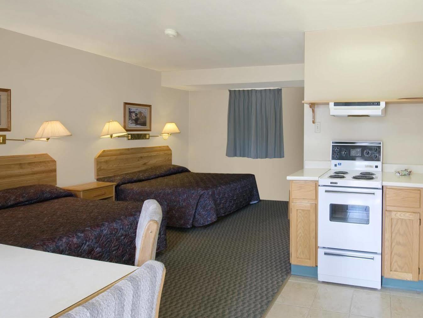 Canada'S Best Value Desert Inn & Suites Cache Creek Exterior foto